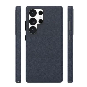 В Topcase знаем, че смартфонът е неизменна част от ежедневието ви и заслужава надеждна защита още от първия ден. Затова подбираме внимателно всеки продукт в нашия каталог, за да ви предложим качествени кейсове, протектори и аксесоари, които съчетават сигурност, стил и удобство.  Също толкова важно за нас е и бързото обслужване. Стремим се всяка поръчка да бъде обработена и изпратена възможно най-бързо, за да може вашето устройство да получи необходимата защита без излишно чакане. Защото вярваме, че спокойствието започва с добре защитения телефон.