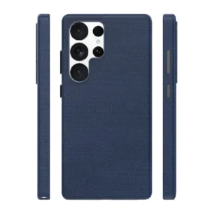 В Topcase знаем, че смартфонът е неизменна част от ежедневието ви и заслужава надеждна защита още от първия ден. Затова подбираме внимателно всеки продукт в нашия каталог, за да ви предложим качествени кейсове, протектори и аксесоари, които съчетават сигурност, стил и удобство. Също толкова важно за нас е и бързото обслужване. Стремим се всяка поръчка да бъде обработена и изпратена възможно най-бързо, за да може вашето устройство да получи необходимата защита без излишно чакане. Защото вярваме, че спокойствието започва с добре защитения телефон.