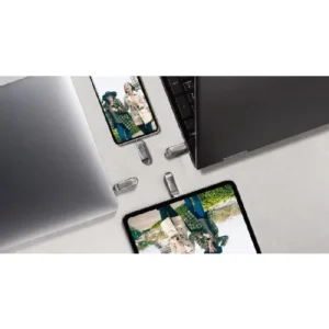 В Topcase знаем, че смартфонът е неизменна част от ежедневието ви и заслужава надеждна защита още от първия ден. Затова подбираме внимателно всеки продукт в нашия каталог, за да ви предложим качествени кейсове, протектори и аксесоари, които съчетават сигурност, стил и удобство. Също толкова важно за нас е и бързото обслужване. Стремим се всяка поръчка да бъде обработена и изпратена възможно най-бързо, за да може вашето устройство да получи необходимата защита без излишно чакане. Защото вярваме, че спокойствието започва с добре защитения телефон.